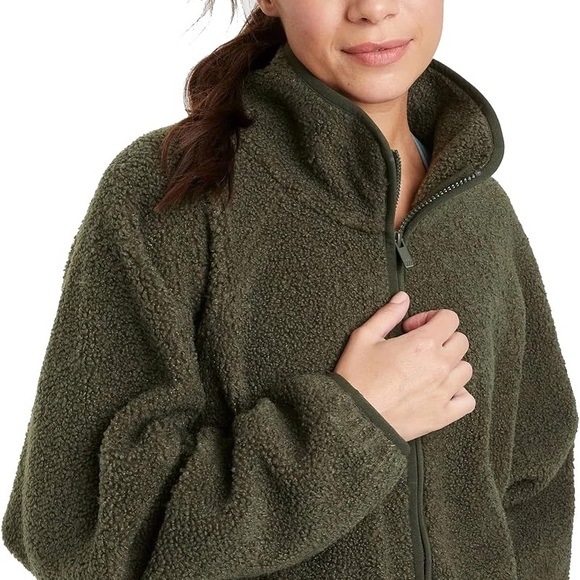 All in Motion Green Cropped Sherpa Jacket - Picture 2 of 6